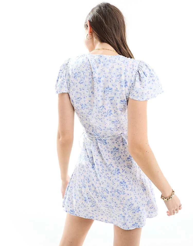 Miss Selfridge Wrap Mini Tea Dress In Blue Floral Print For Women - Image 4