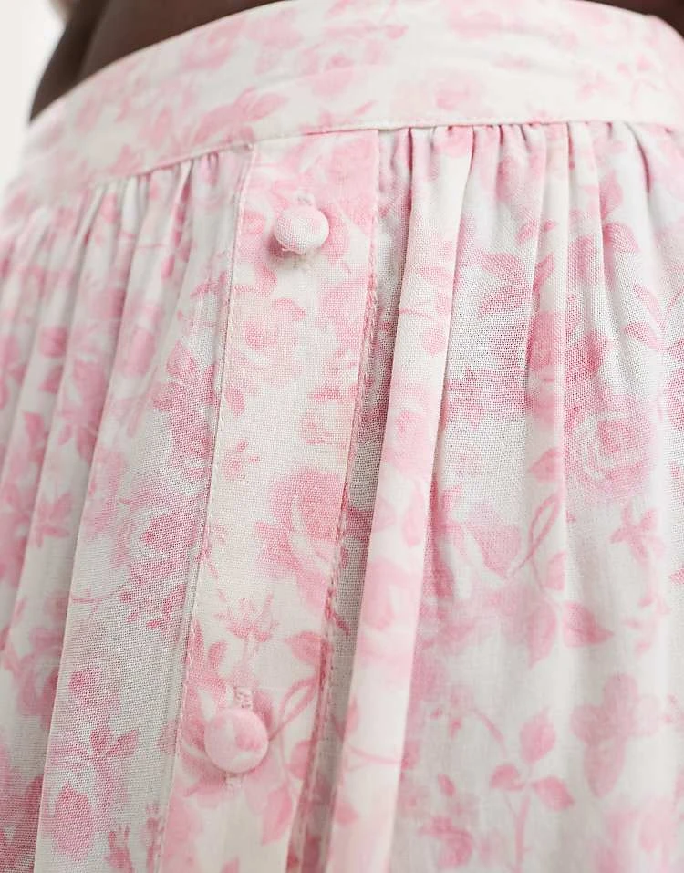 Miss Selfridge Button Detail Tiered Maxi Skirt In Pink Floral For Women - Image 5