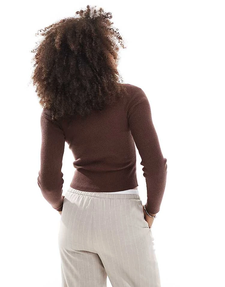 Miss Selfridge Cosy Knit Rib V Neck Faux Pearl Button Detail Long Sleeve Top In Chocolate For Women - Image 3