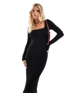 Miss Selfridge Petite Long Sleeve Scoop Neck Maxi Dress In Black For Women