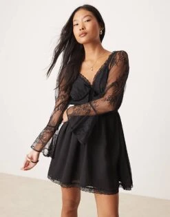 Miss Selfridge Petite Lace And Chiffon Mix Mini Dress In Black For Women