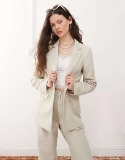 Miss Selfridge Essential Edge To Edge Blazer In Stone For Women