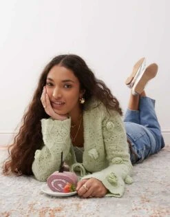 Miss Selfridge 3d Floral Cropped Cardigan In Green For Women